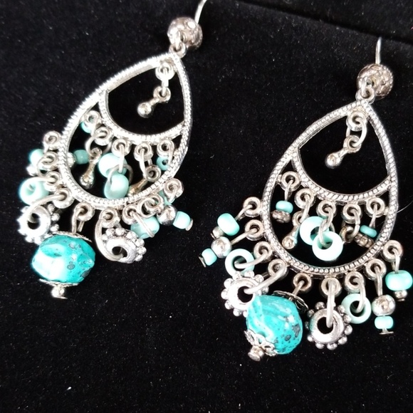 Vintage 1970s Hippie Bohemian Turquoise Silvertone Chandelier Earrings - Picture 7 of 12